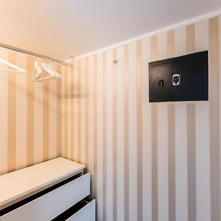 לינה וארוחת בוקר Beb Palazzo Mancini 4*