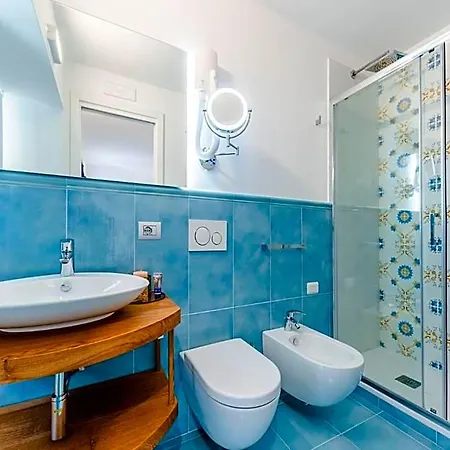 Beb Palazzo Mancini 4* 미노리