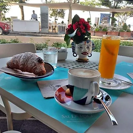 ベッド・アンド・ブレックファスト Beb Palazzo Mancini 4*