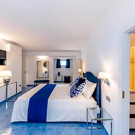 Beb Palazzo Mancini 4* 미노리